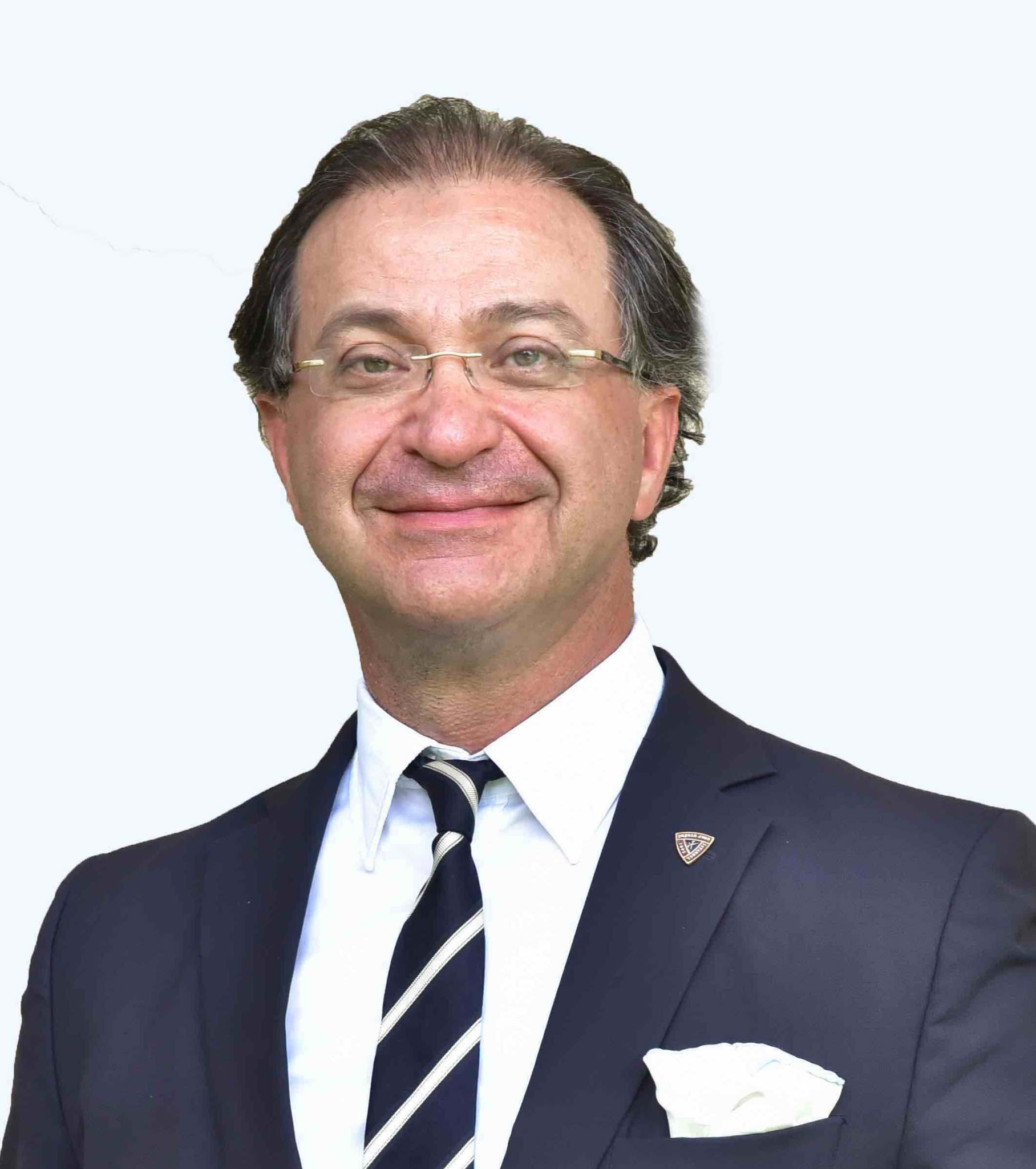 Nüzhet Atabek